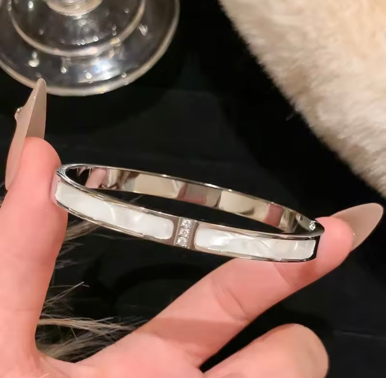 Elya Ivory Grace Bangle